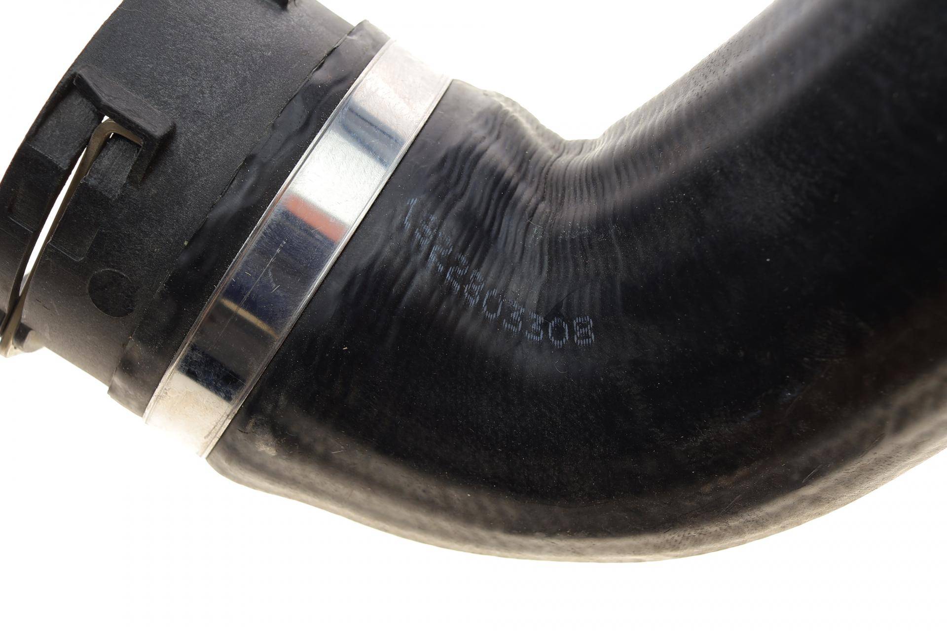 Патрубок інтеркулера BMW 5 (E60/E61)/6 (E63/E64) 3.0D 07-10 M57