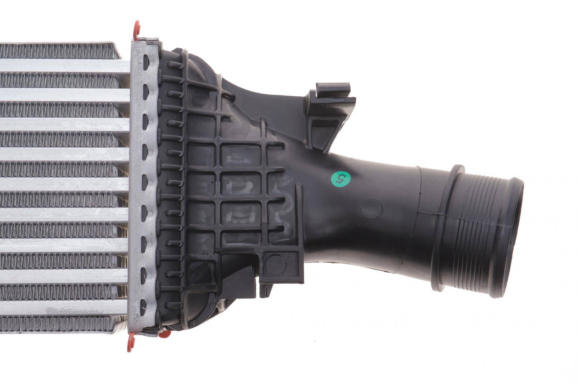 Радіатор інтеркулера Audi A4/A5/A6/Q5 1.8-2.0H 07-