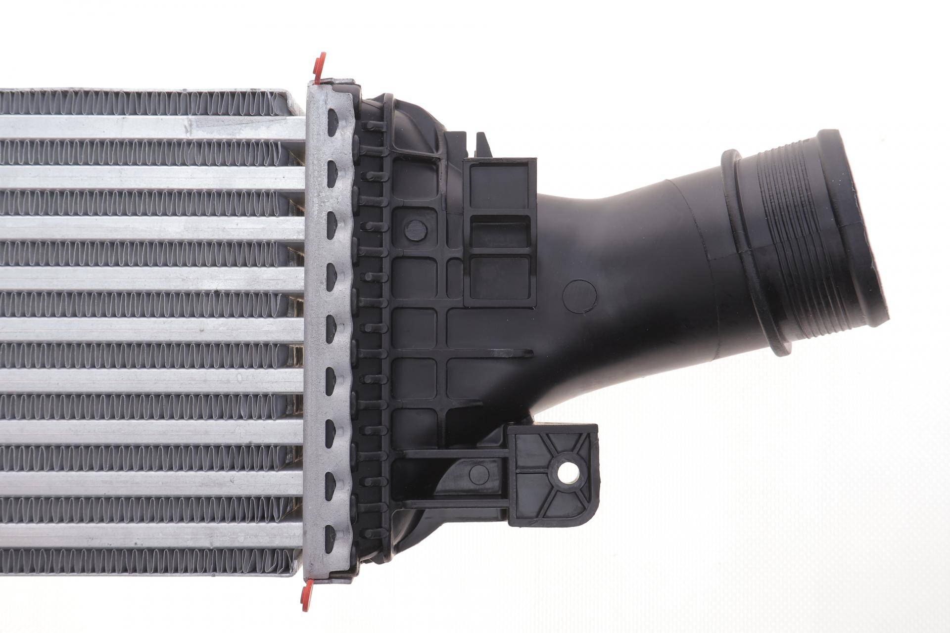 Радіатор інтеркулера Audi A4/A5/A6/Q5 1.8-2.0H 07-