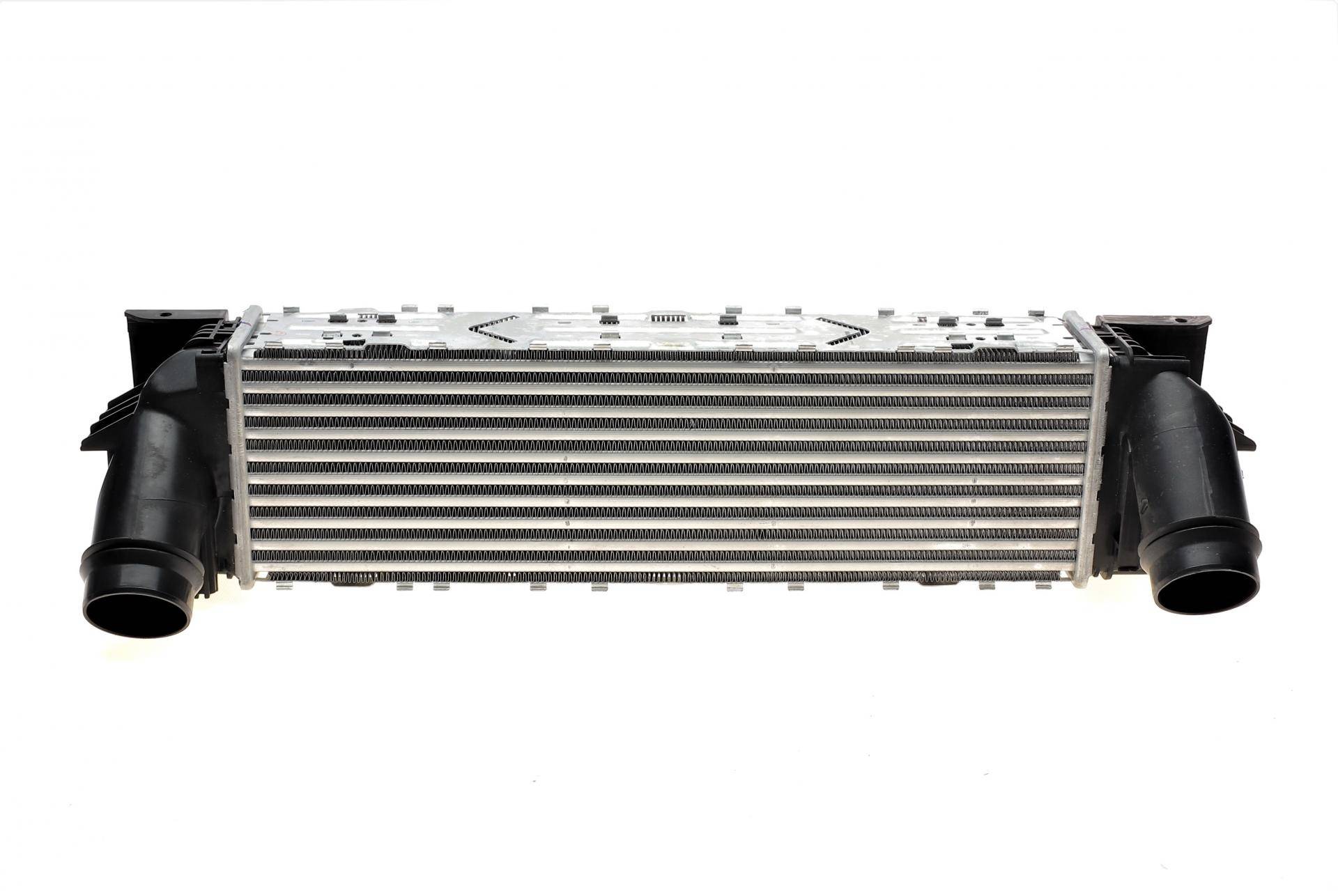 Радіатор інтеркулера BMW X3 (F25)/X4 (F26) 1.6/2.0/2.0D 10-