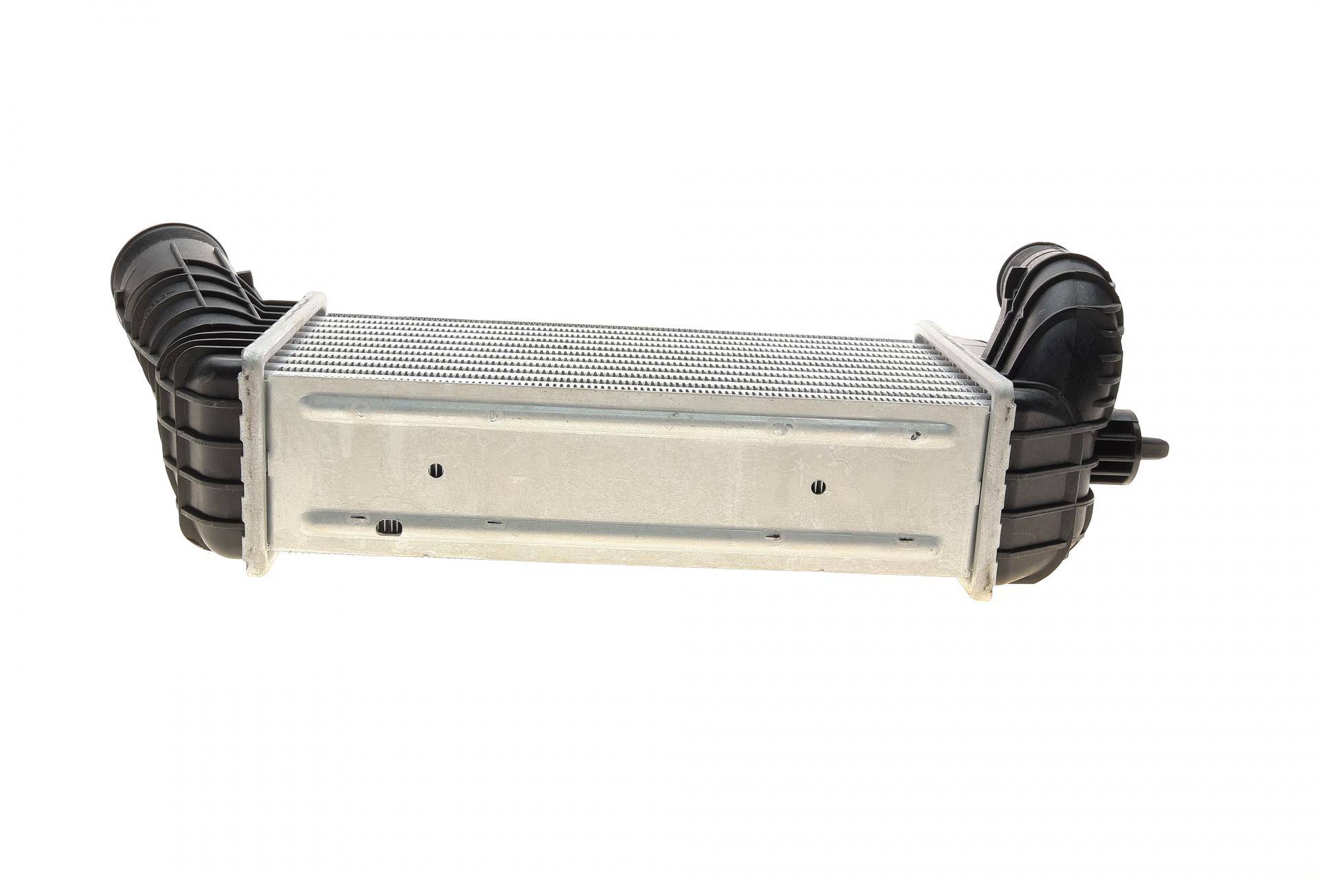 Радіатор інтеркулера Citroen C4/DS4/Peugeot 308/3008 2.0 HDI 07-