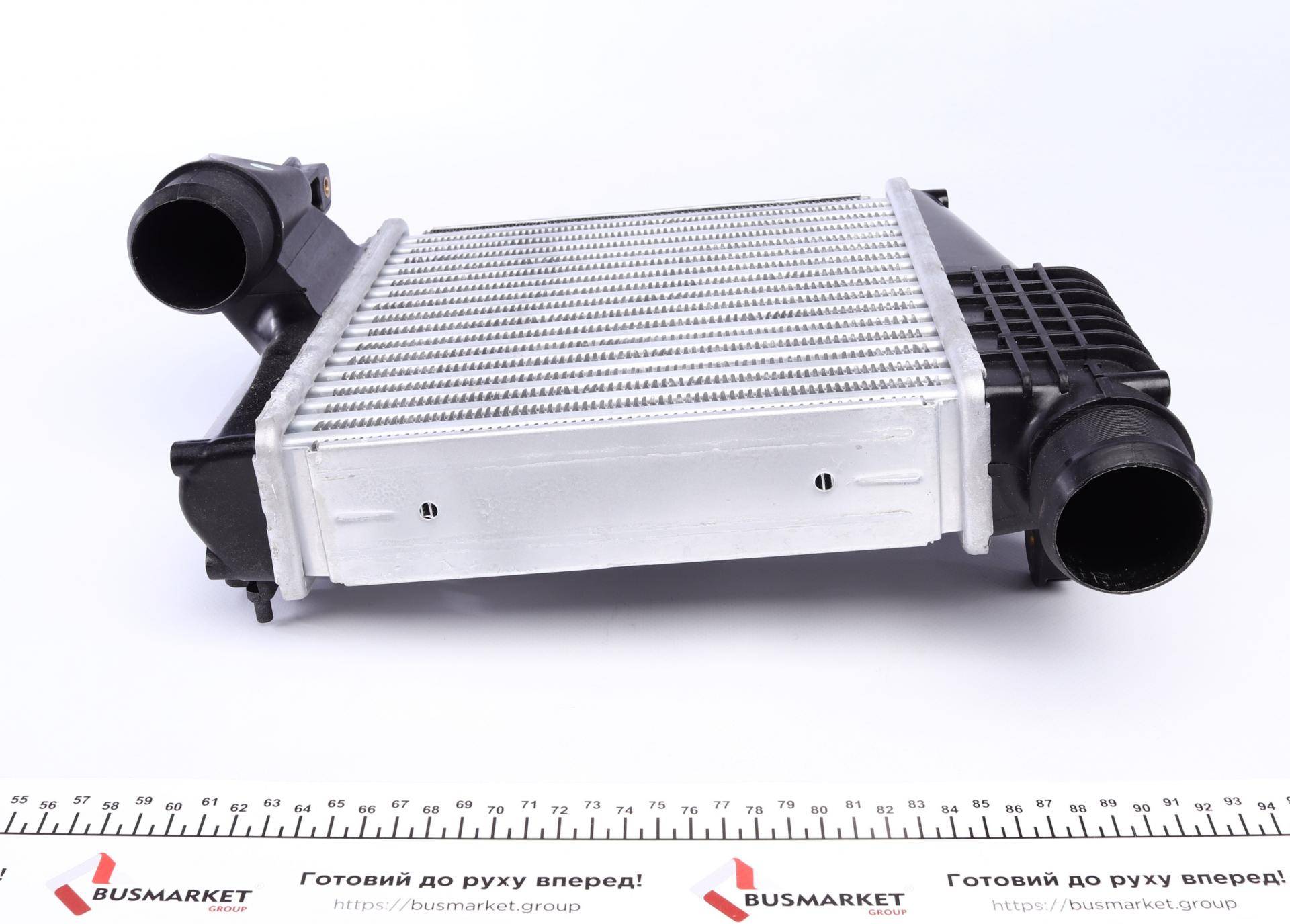 Радіатор інтеркулера Peugeot 3008/308SW 1.2-2.0D 13-