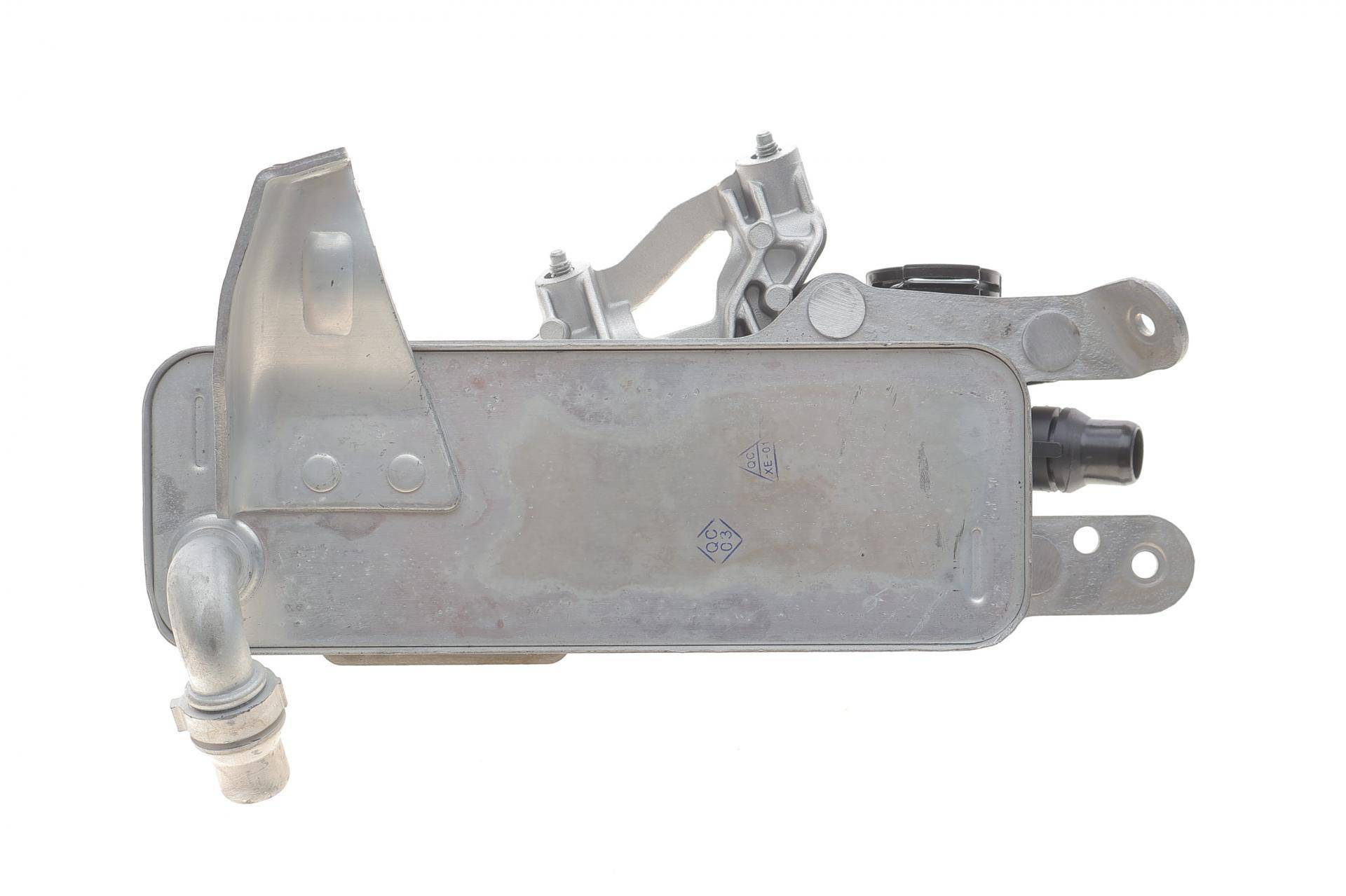 Радіатор оливний BMW 1 (F21)/2 (F22/F87)/3 (F30/F80/F34)/5 (G30/F90/X5 (F15/F90) 15- (N47/B48/B46)