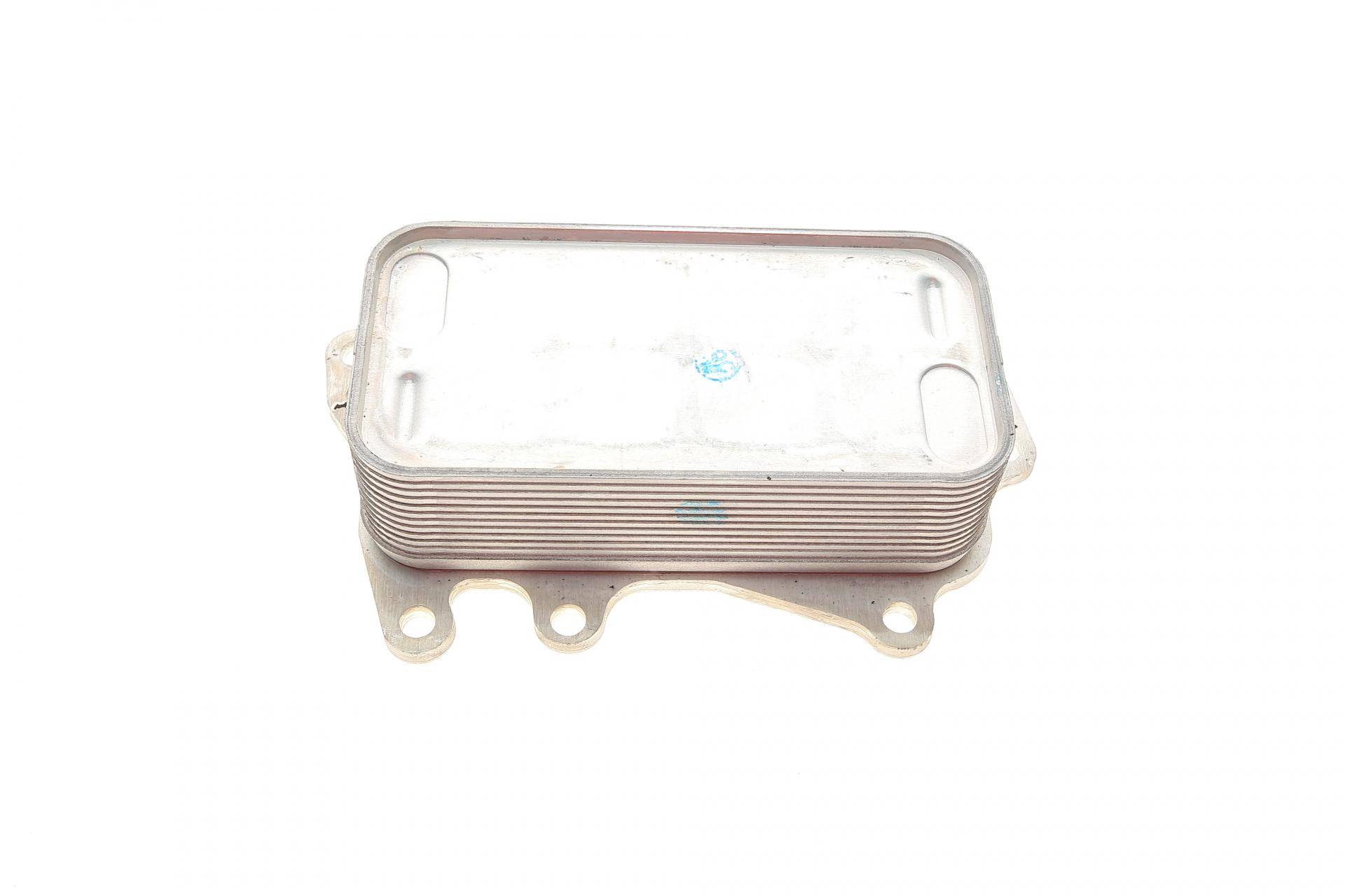 Радіатор масляний BMW 1 (F20)/3 (F30)/5 (F11)/X3 (F25) 07-18 (теплообмінник) (N47)
