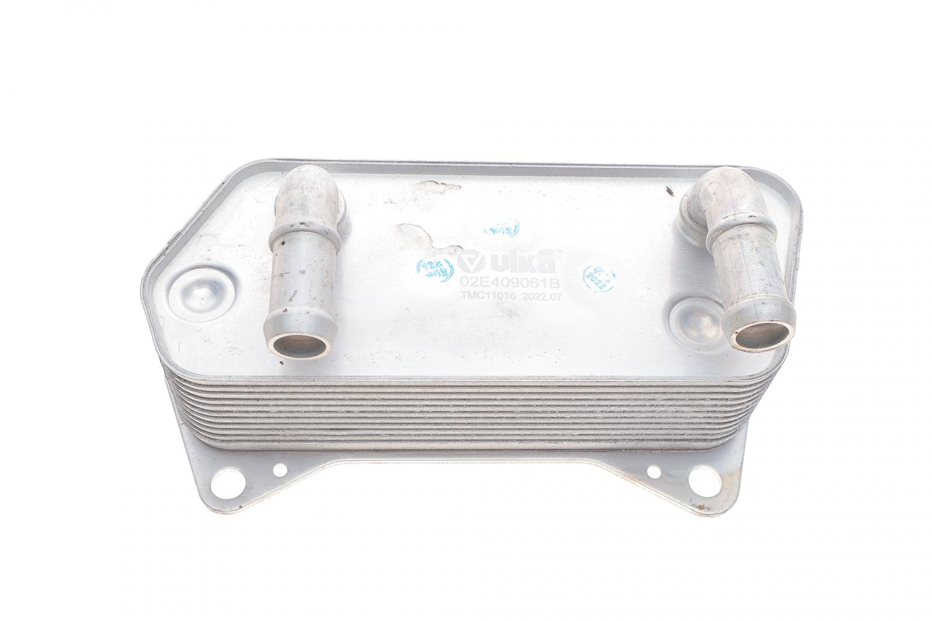 Радіатор масляний VW Caddy III/IV/Passat 05-14/Skoda Octavia 1.2-2.0/1.6-2.0 TDI 04-13