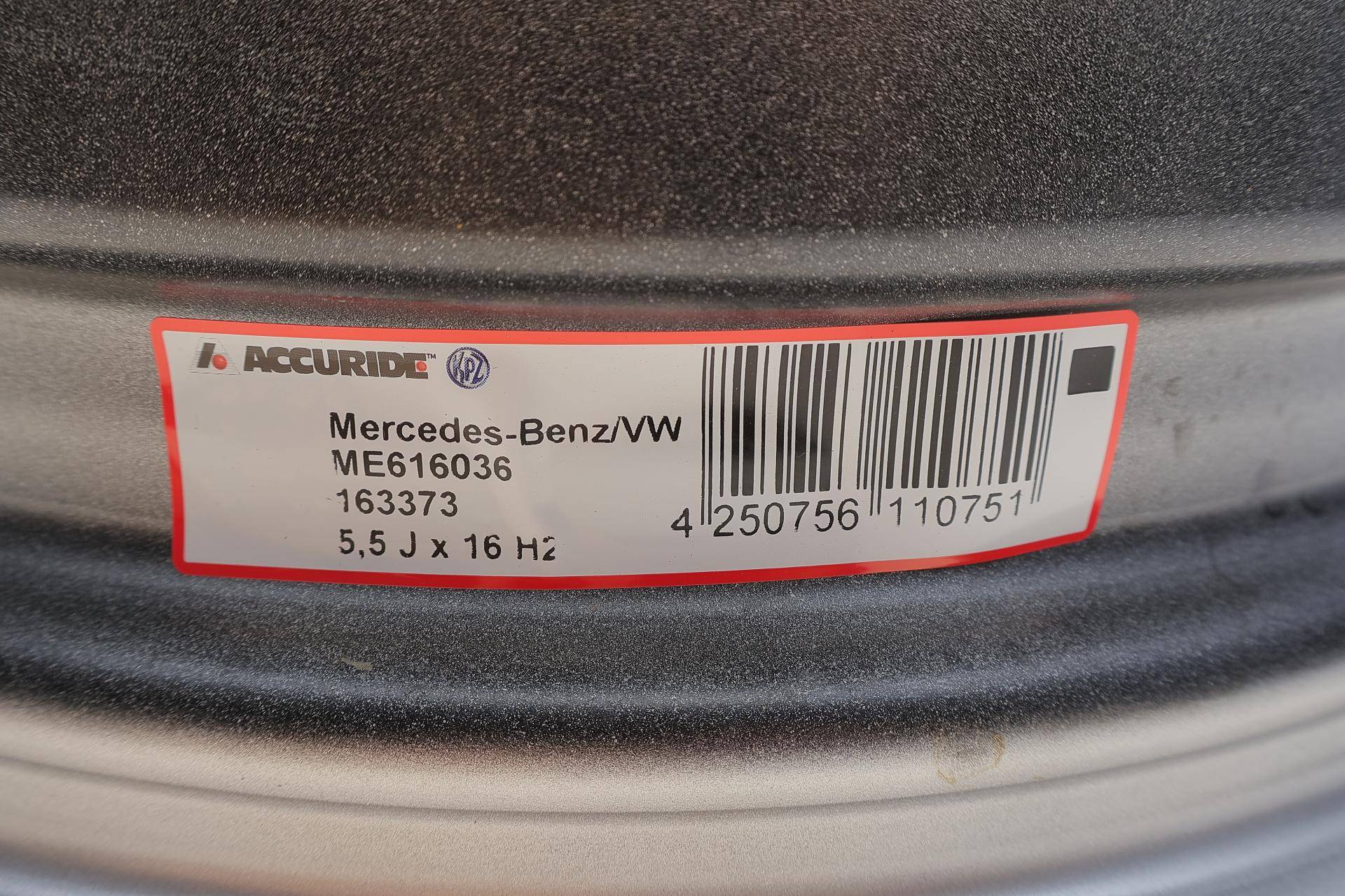 Диск колісний MB Sprinter 508-519/VW Crafter 55 06- (5.50Jx16 H2; ET111) (=ME616036 Kronprinz)