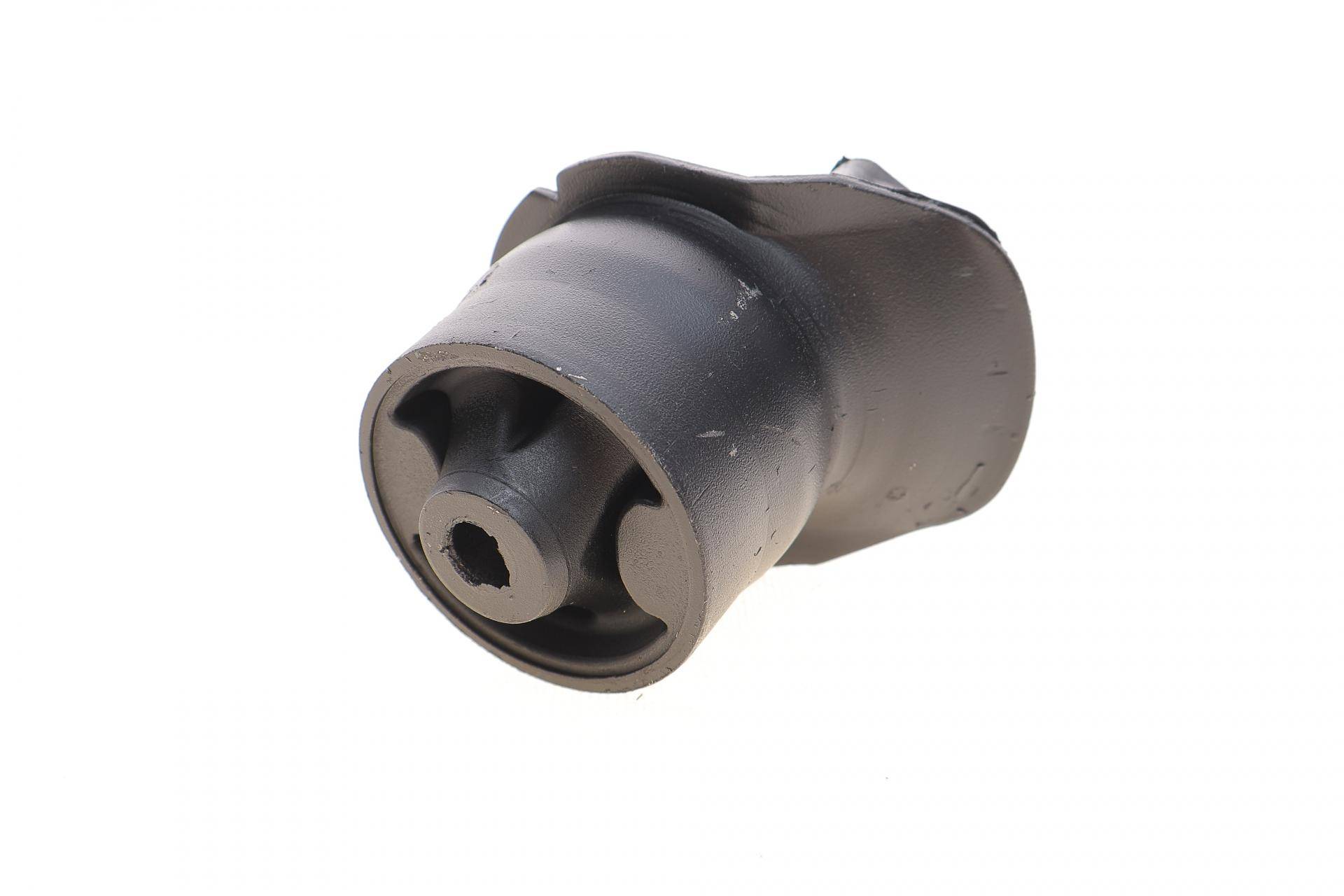 Сайлентблок балки (задньої) Toyota Corolla 1.4/1.6 VVT-i 01-07