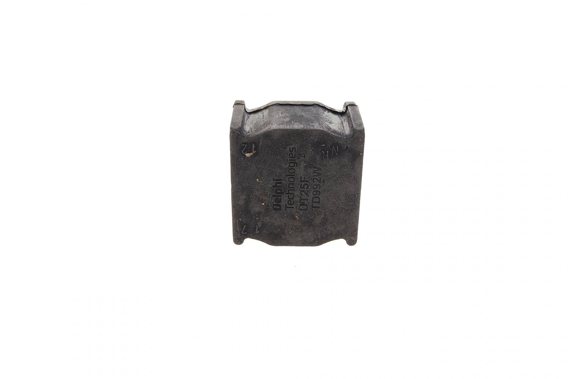 Втулка стабілізатора (переднього) (к-кт) Renault Duster 10- (d=18mm)