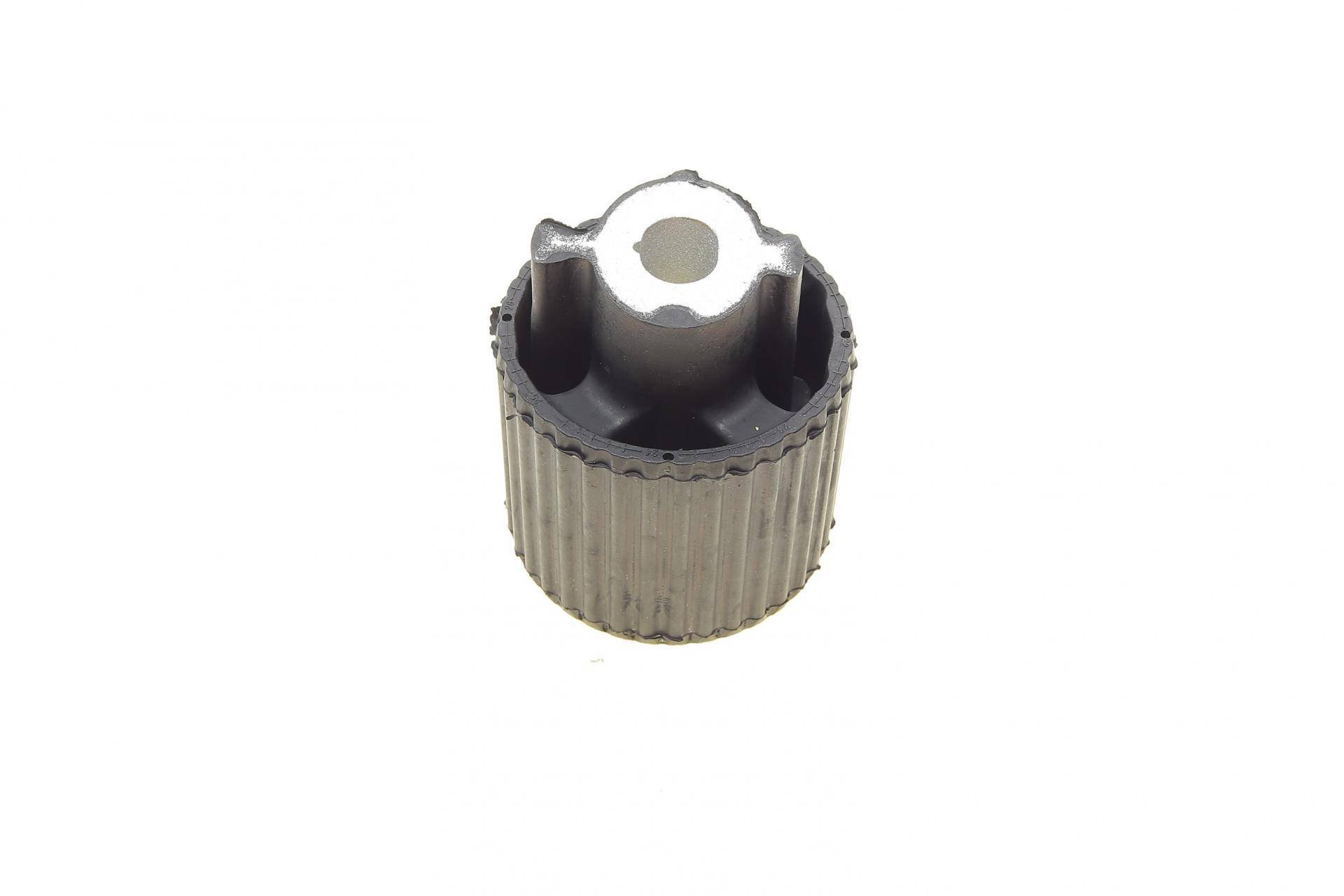 Сайлентблок балки (задньої/ззаду/зверху) BMW 5 (F07/F10/F11)/6 (F06/F12/F13)/7 (F01/F02/F04) 08-18