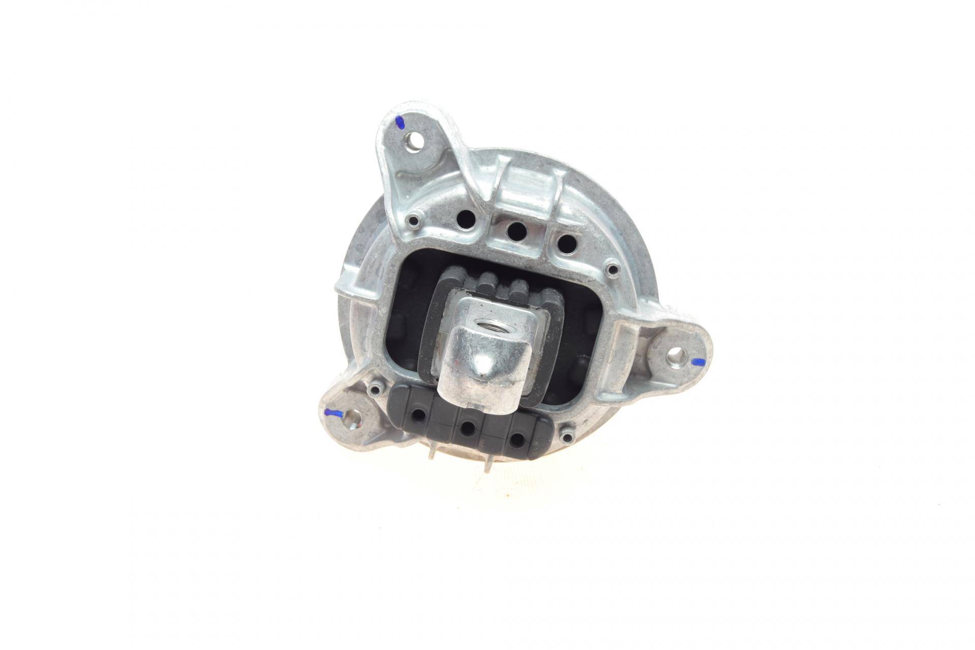 Подушка двигуна (R) BMW 5 (F10/F11) 09-16 (N20)