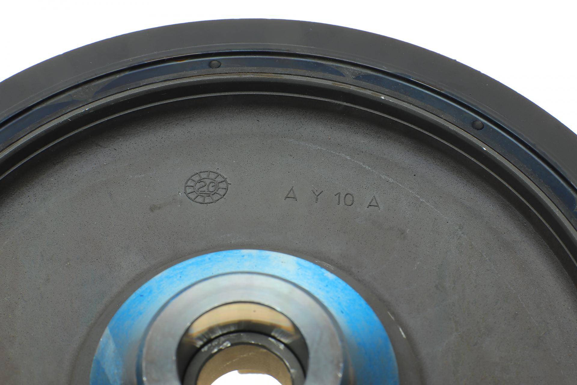 Шків колінвалу BMW 1/3/5/X3 2.0D 02- (4PK+6PK)