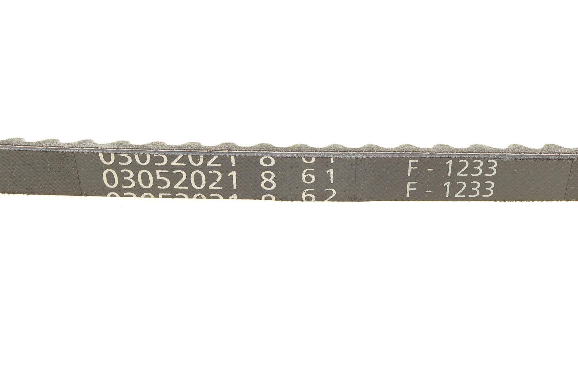 Ремінь генератора VW Passat/Golf 1.6-2.2 74-88/Toyota Corolla 1.2/2.0 72-85