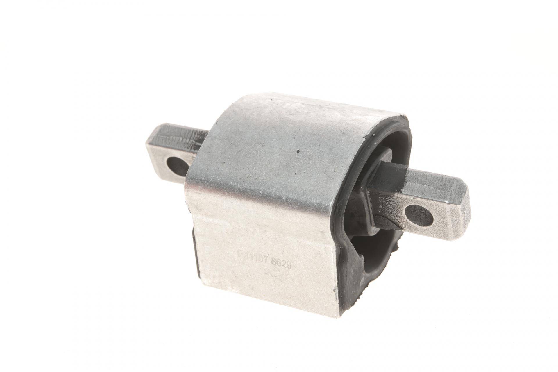 Подушка КПП MB Vito (W639) 03- (4x4)