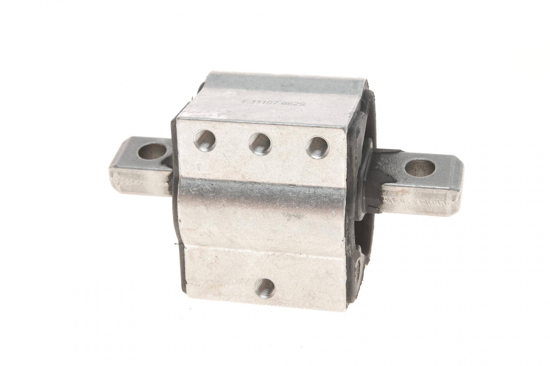 Подушка КПП MB Vito (W639) 03- (4x4)