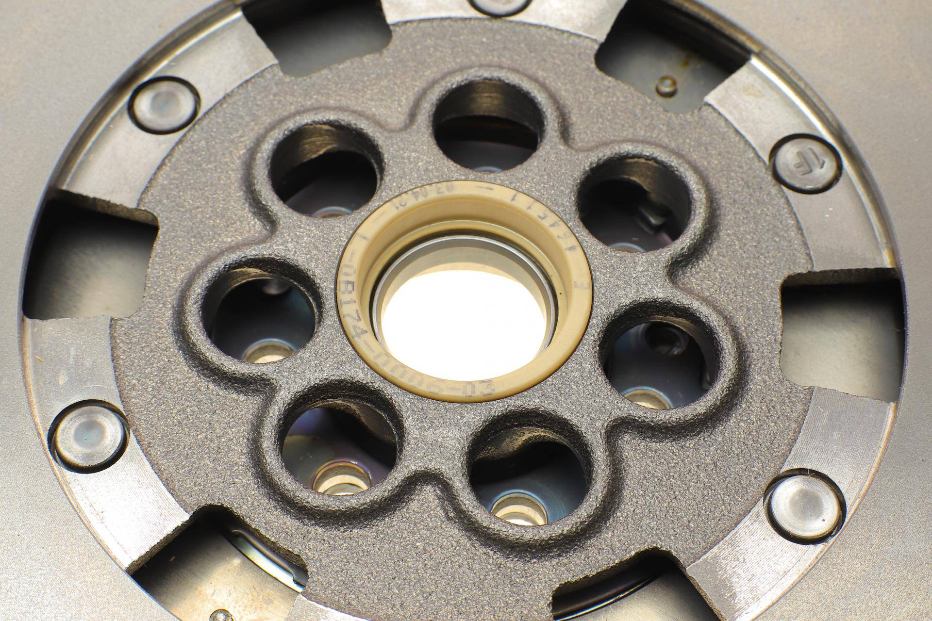 Демпфер зчеплення Renault Laguna 1.9 dCi 99-01/Volvo S40/V40 1.9DI 00-04