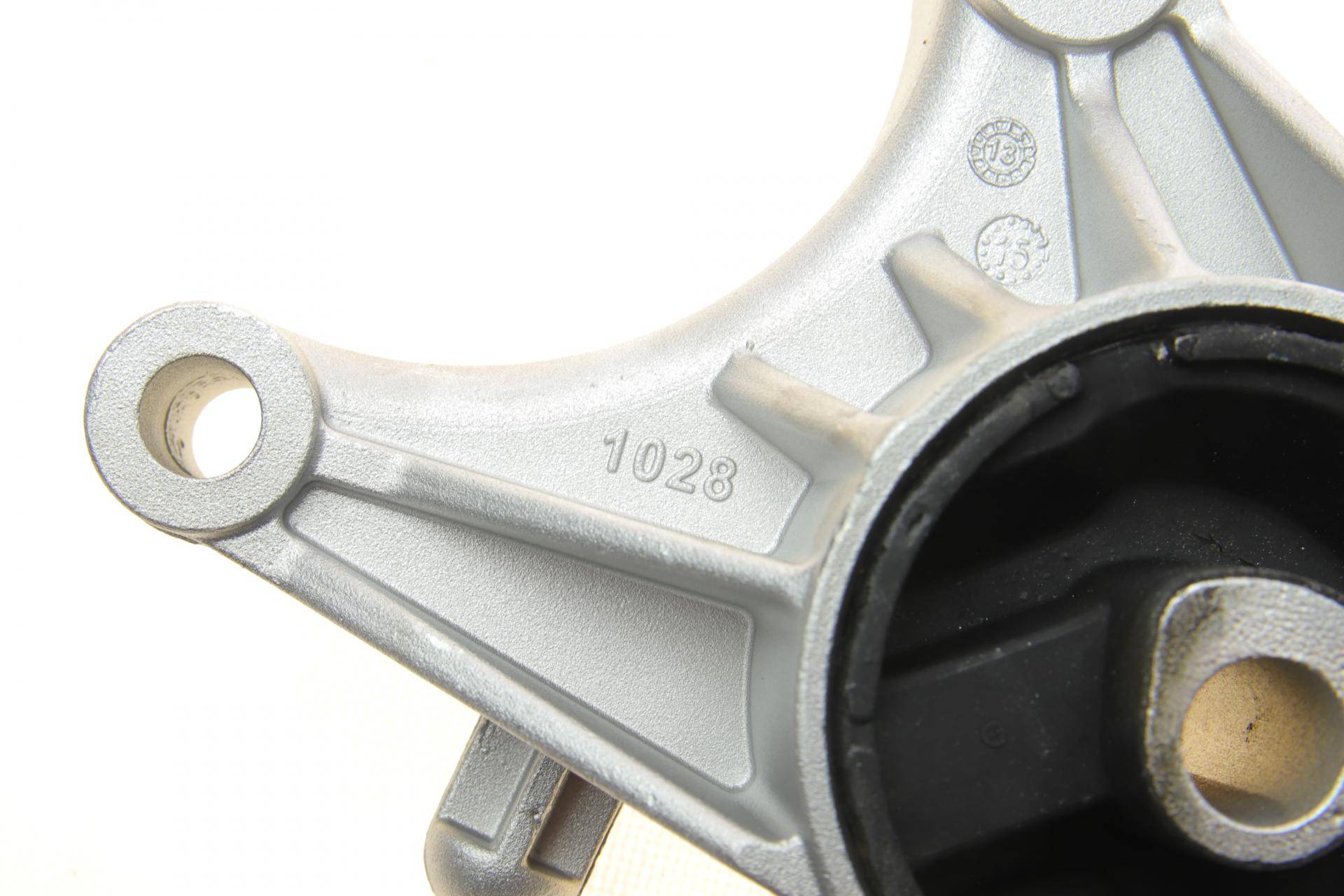 Подушка двигуна (передня) Opel Vectra C/Astra H 1.9CDTI 02-10