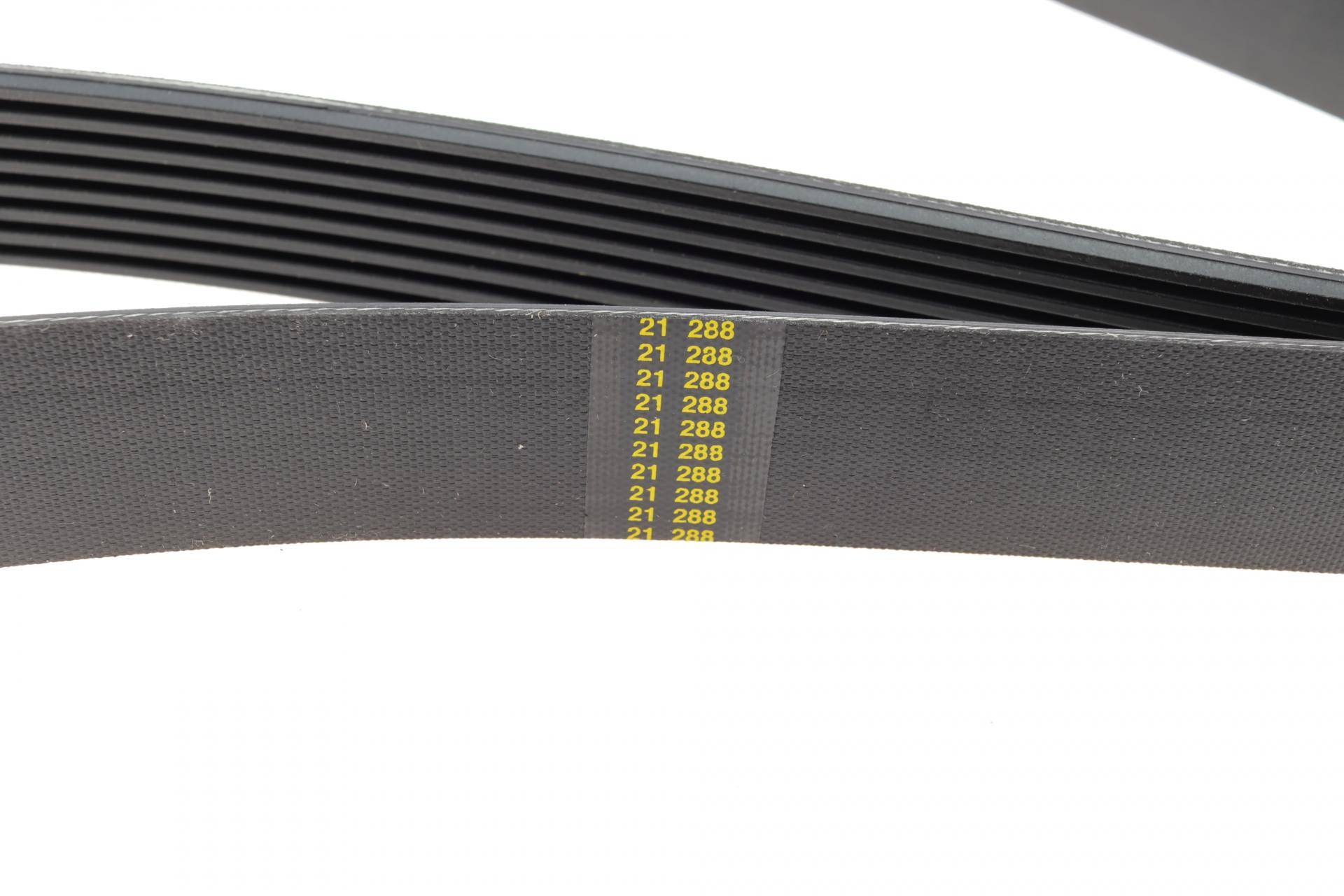 Ремінь генератора MB Atego (OM904) 98-04 (8PK1376)