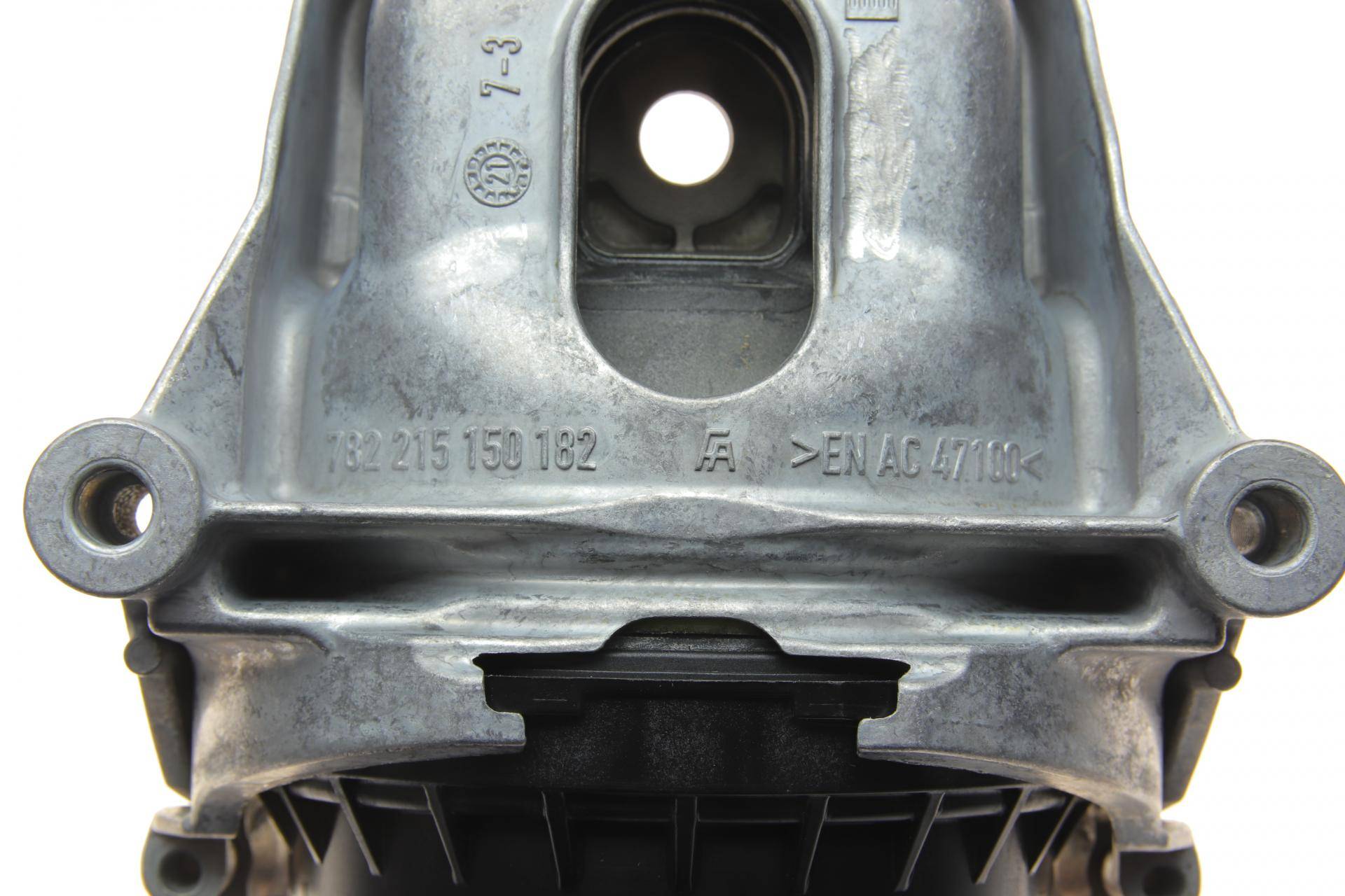 Подушка двигуна (R) Audi Q7/VW Touareg 15-