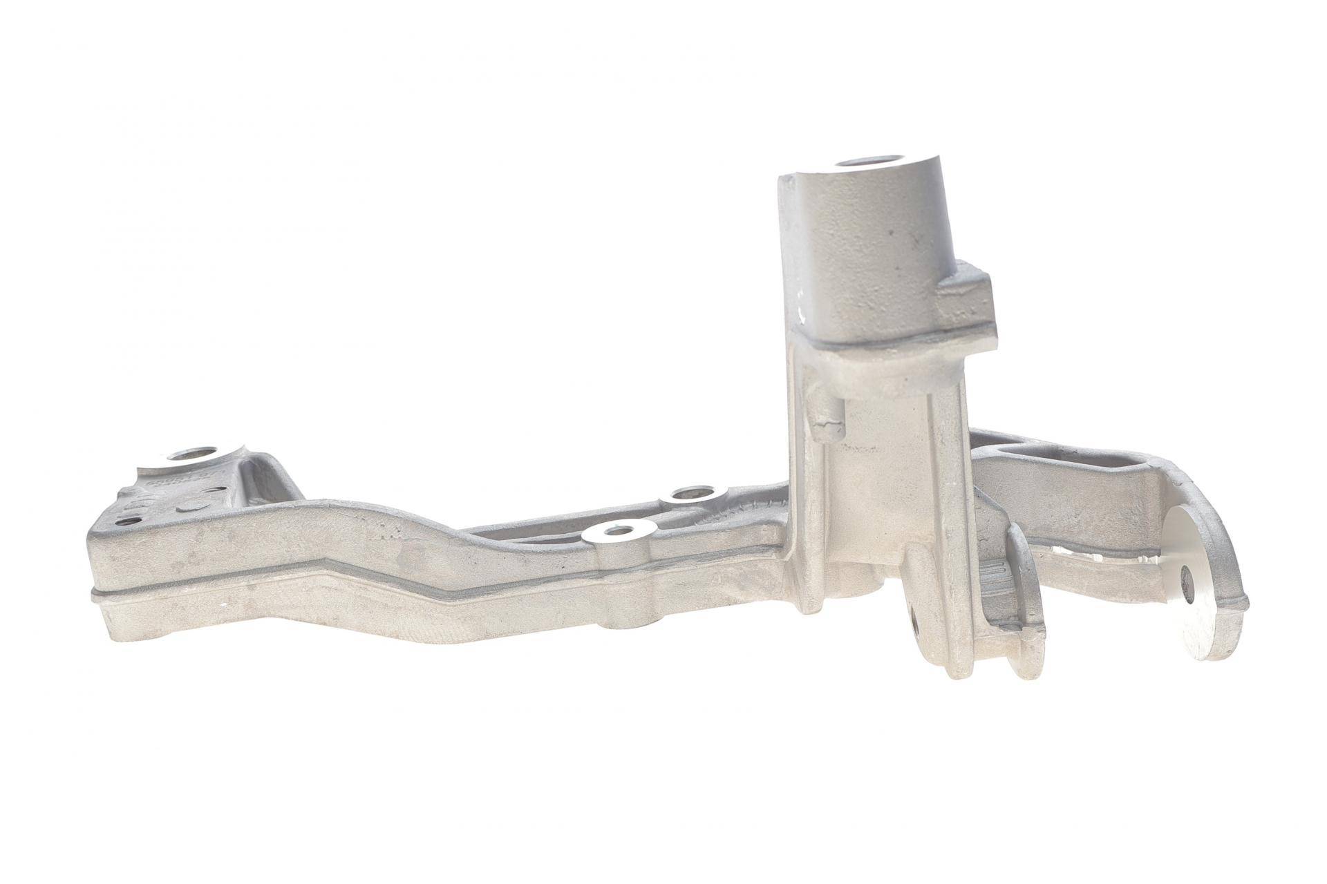 Кронштейн балки (передньої/R) VW Caddy III/IV 04-20