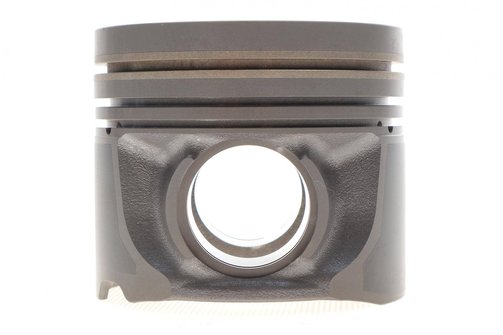 Поршень BMW 5 (E60) 05-10/X5 (E70) 3.0d (M57) 06-10 (84.00mm/STD)