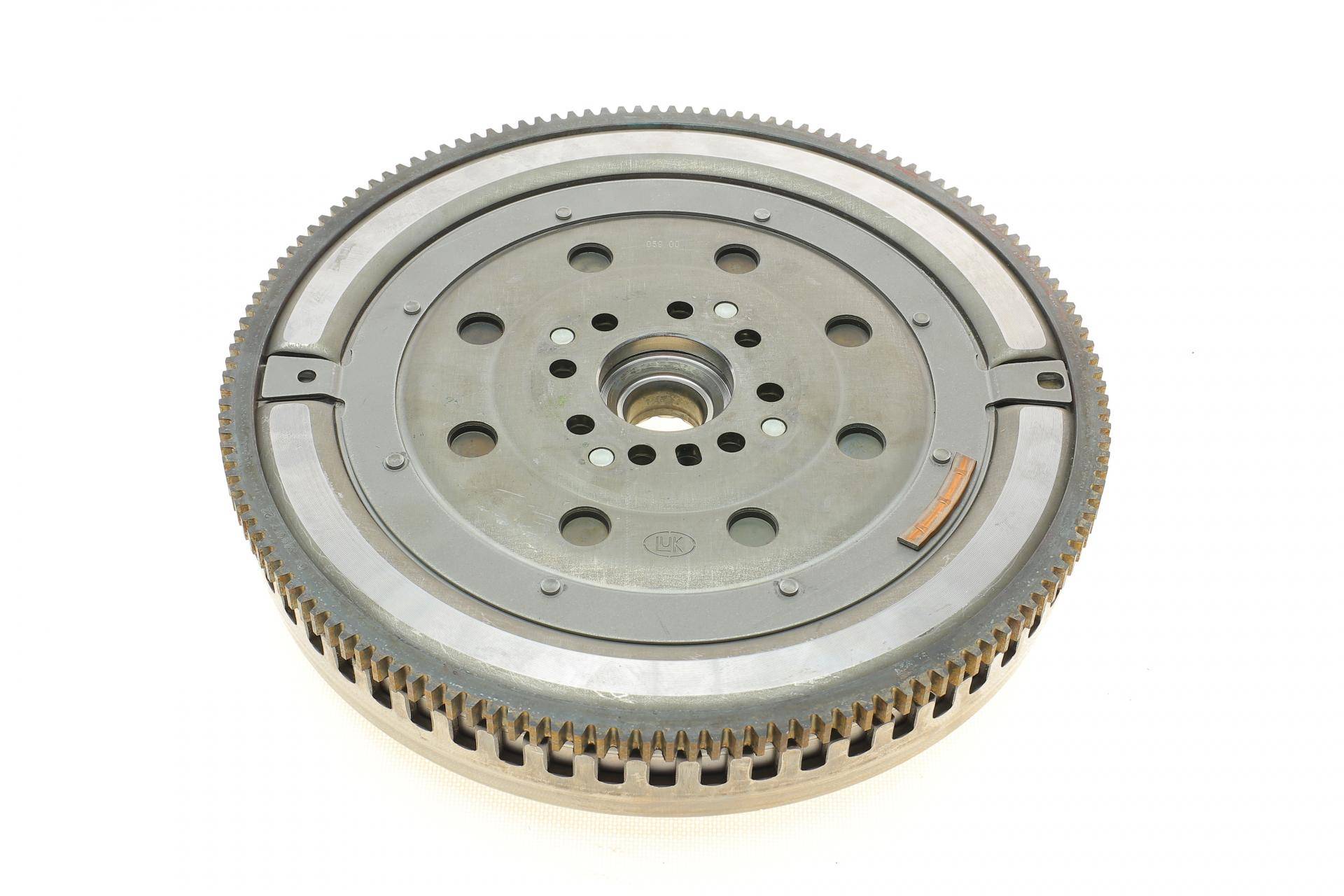 Демпфер зчеплення Citroen C5/C8/Peugeot 406/607/807 2.2HDi 00-