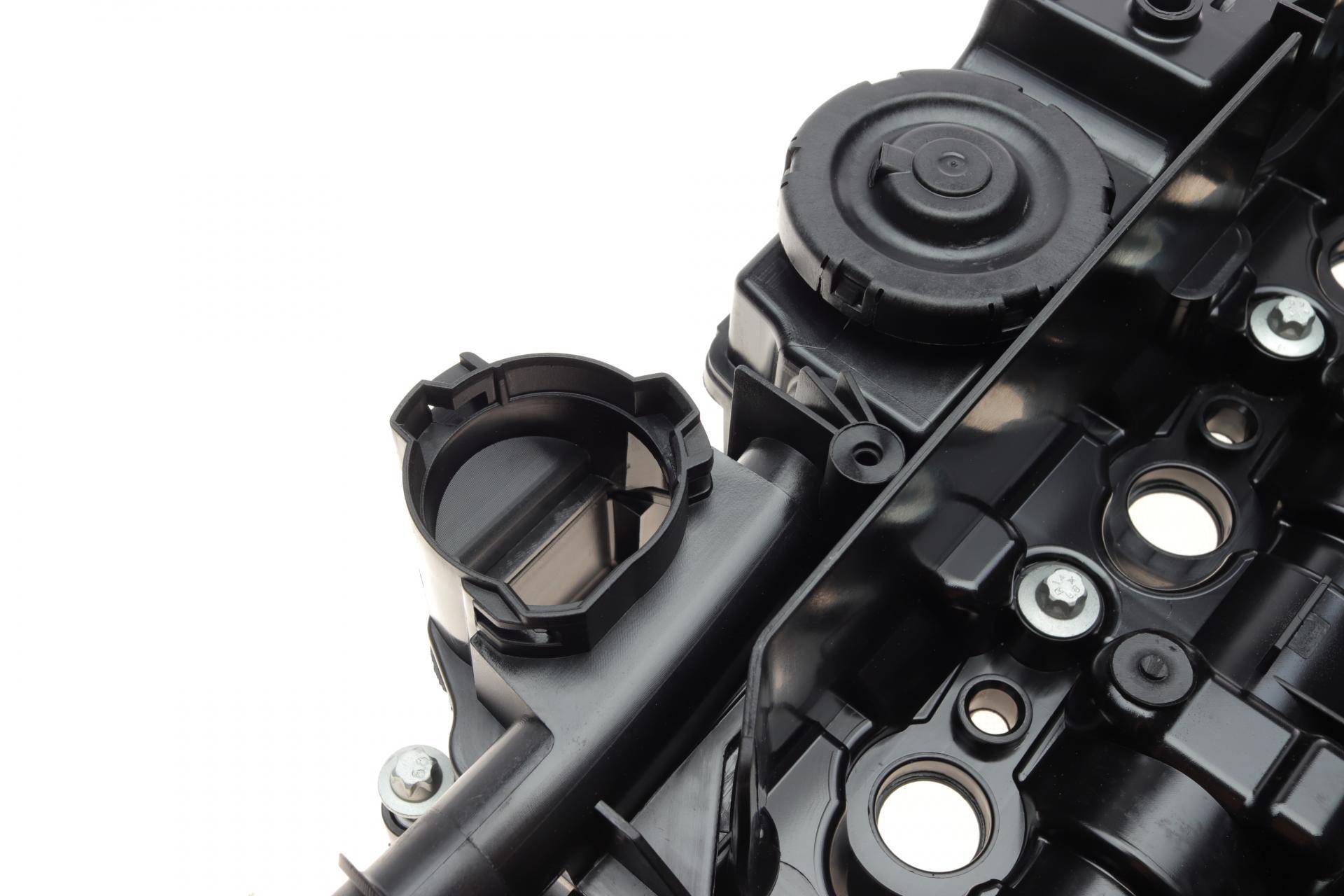Кришка клапанів BMW 3 (E90/F30/F80)/5 (E60/F10)/X3 (F25)/X5 (F15/F85) 06-18 N47 D16/N47 D20