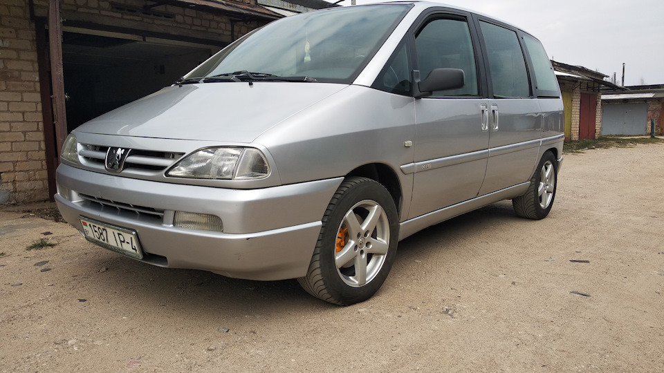 Ремкомплект гальмівного супорта (поршеньок) PEUGEOT EXPERT, 306, 806, FIAT SCUDO, CITROEN JUMPY (1.6-3.2)