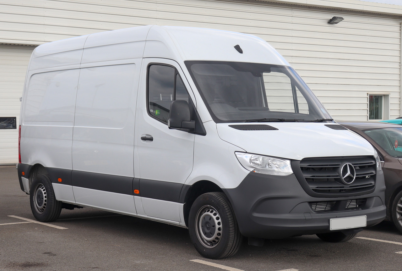 Задні дискові гальмівні колодки MERCEDES SPRINTER 906, VW CRAFTER 30-50 - 2006- ABE