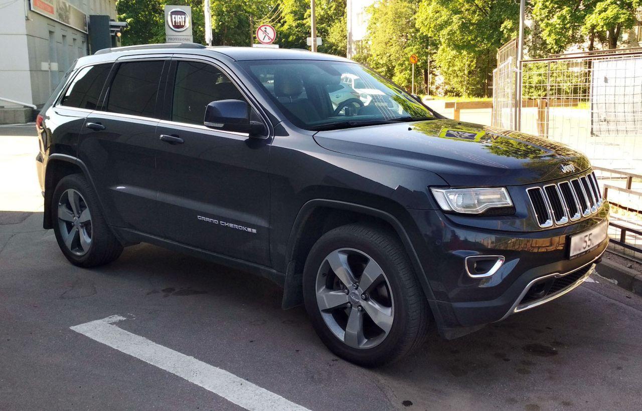 Поворотний кулак передній правий Джип Гранд Черокі 4, Додж Дуранго 2010-