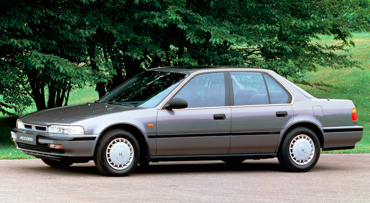 Ремкомплект гальмівного супорта (поршеньок) HONDA ACCORD 4, 5, CIVIC 4, 6, CR-V, HR-V (1.6-2.2) 1989